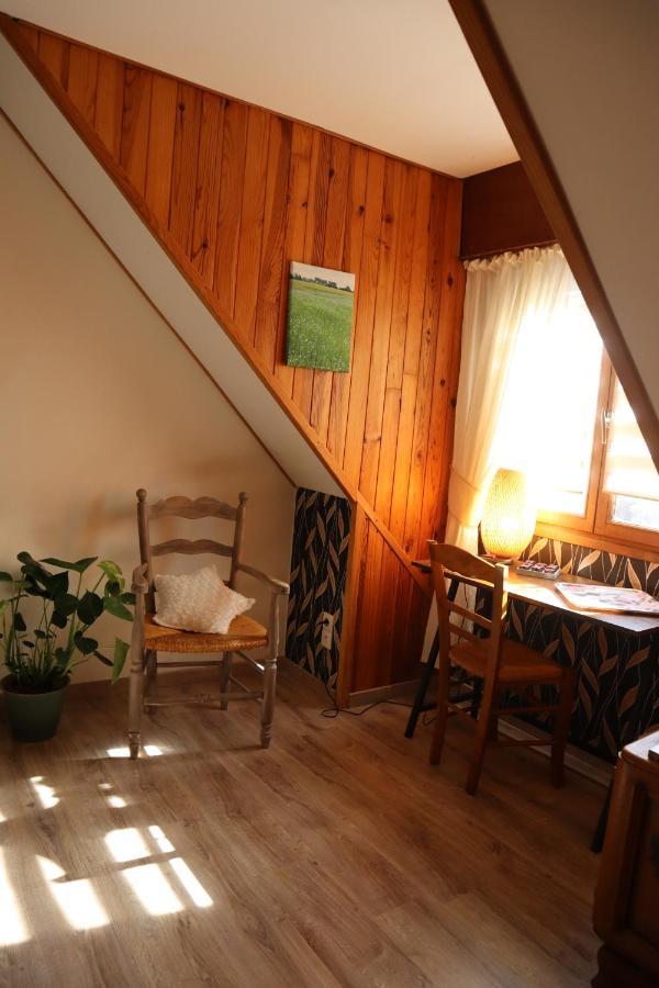 Kleene Geluk - Chambres Et Table D'Hotes Saint-Jans-Cappel Exteriör bild