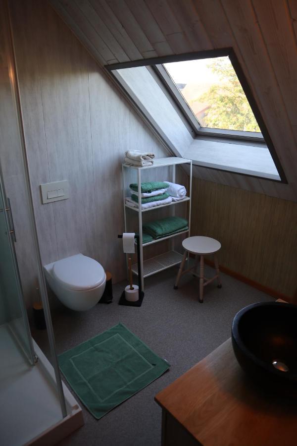 Kleene Geluk - Chambres Et Table D'Hotes Saint-Jans-Cappel Exteriör bild